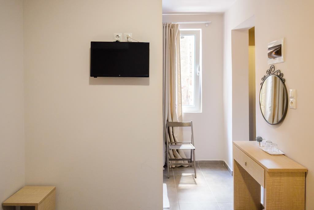 Lux Hotel Le Pirée Extérieur photo