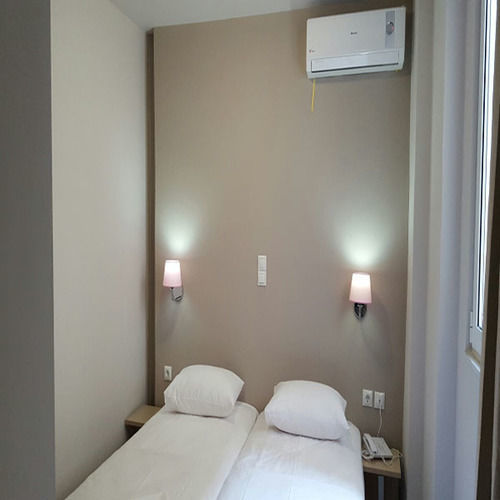Lux Hotel Le Pirée Extérieur photo